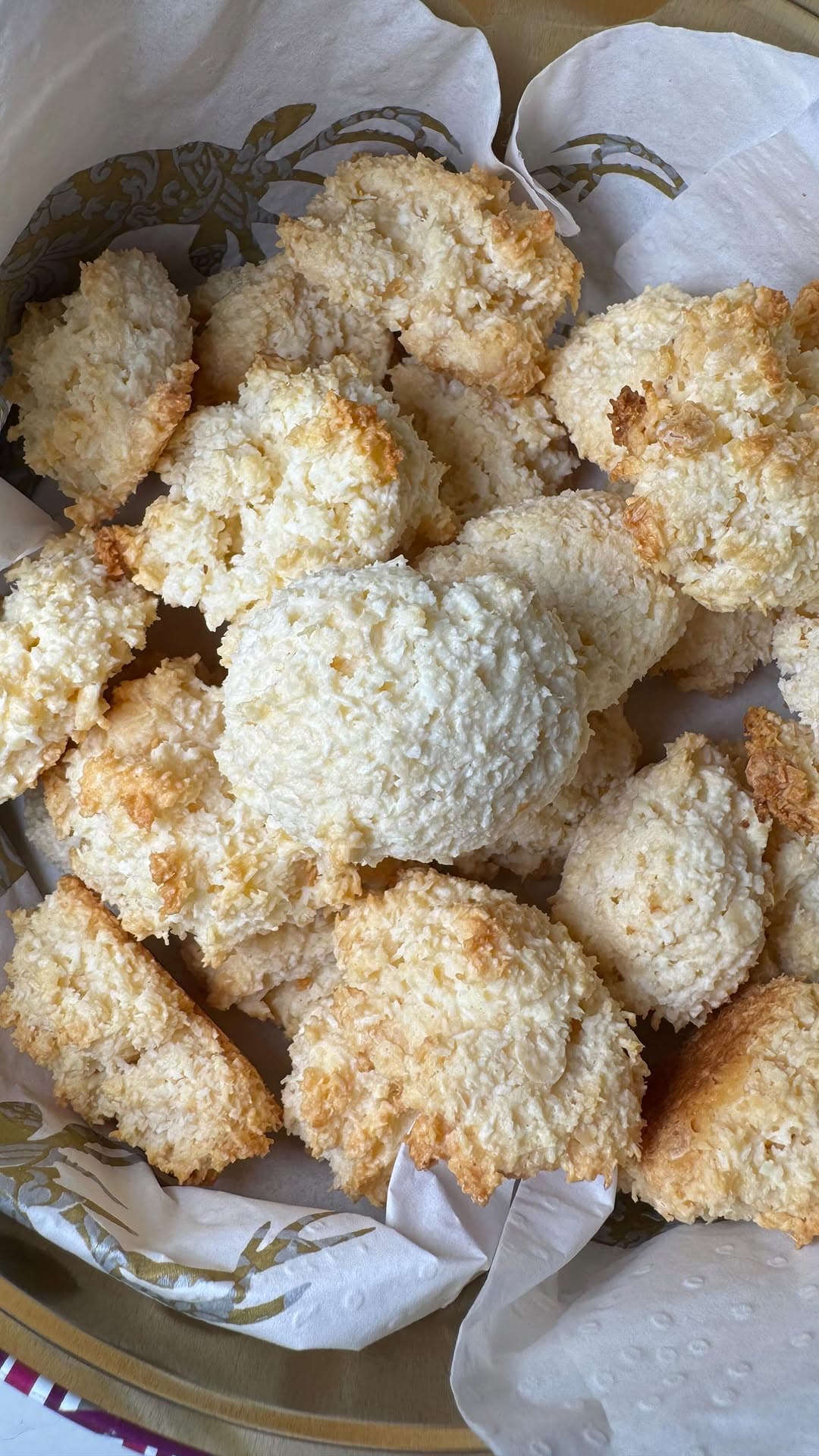 Kokos-Makronen mit Schokolade