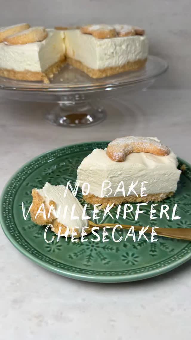 No-Bake Vanillekipferl Cheesecake