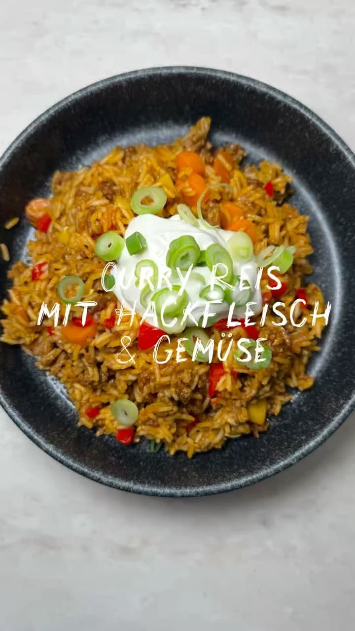 Curry-Reis mit Hackfleisch und Gemüse