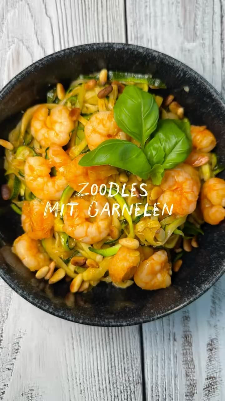 OnePot Zoodle-Garnelen-Pfanne
