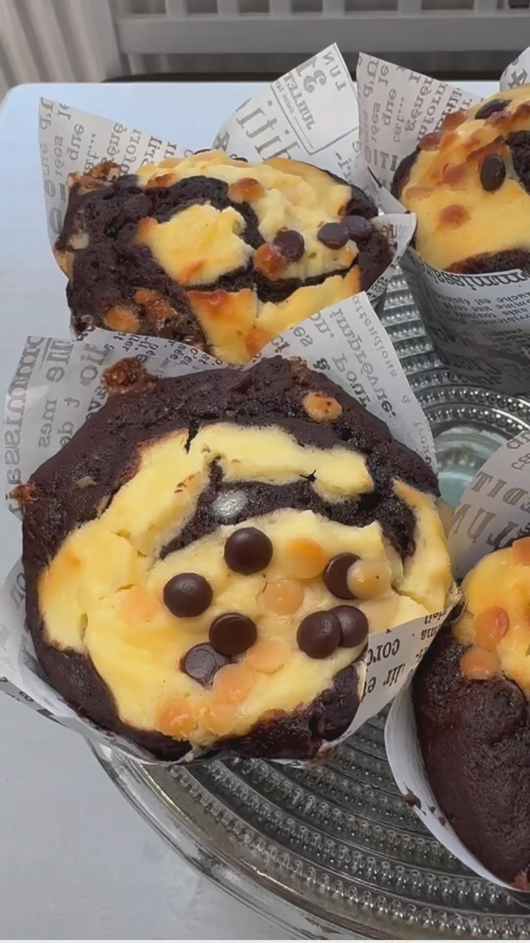 Double Choc Muffins mit Cheesecake-Füllung