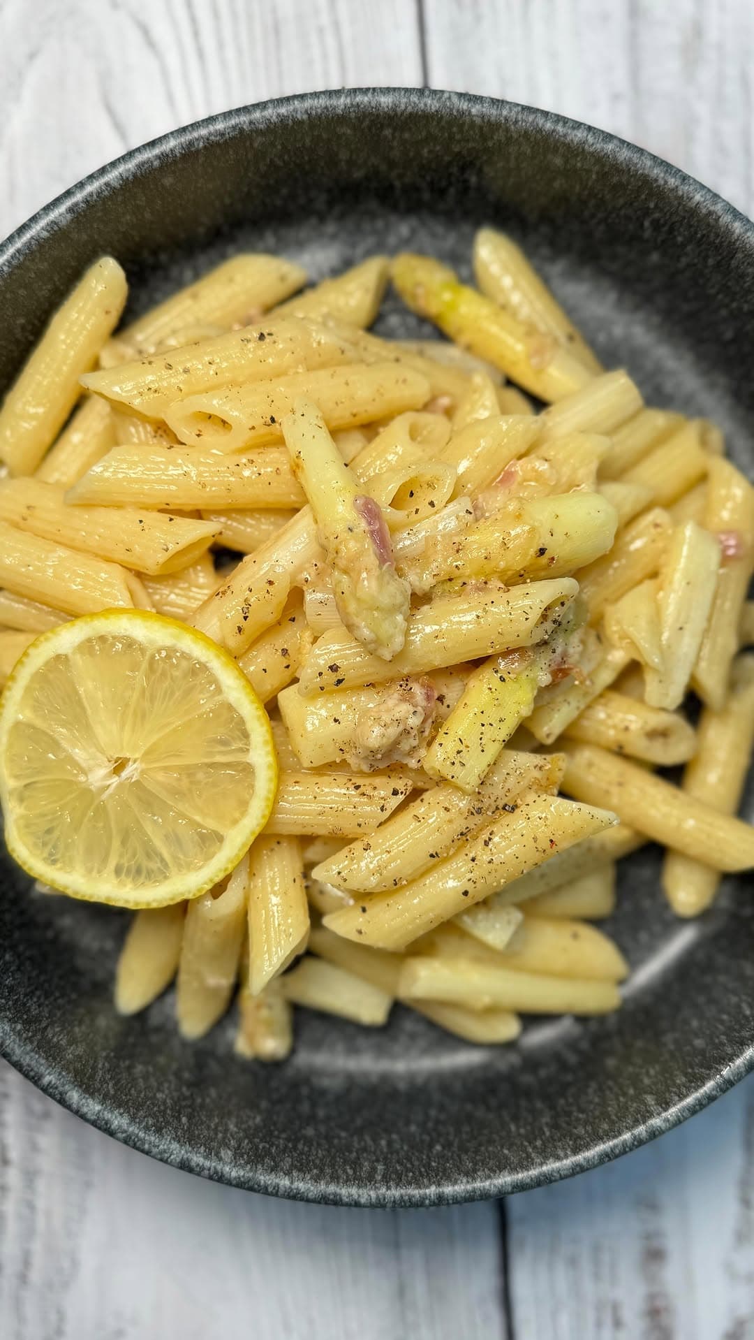 Zitronen-Spargel-Pasta