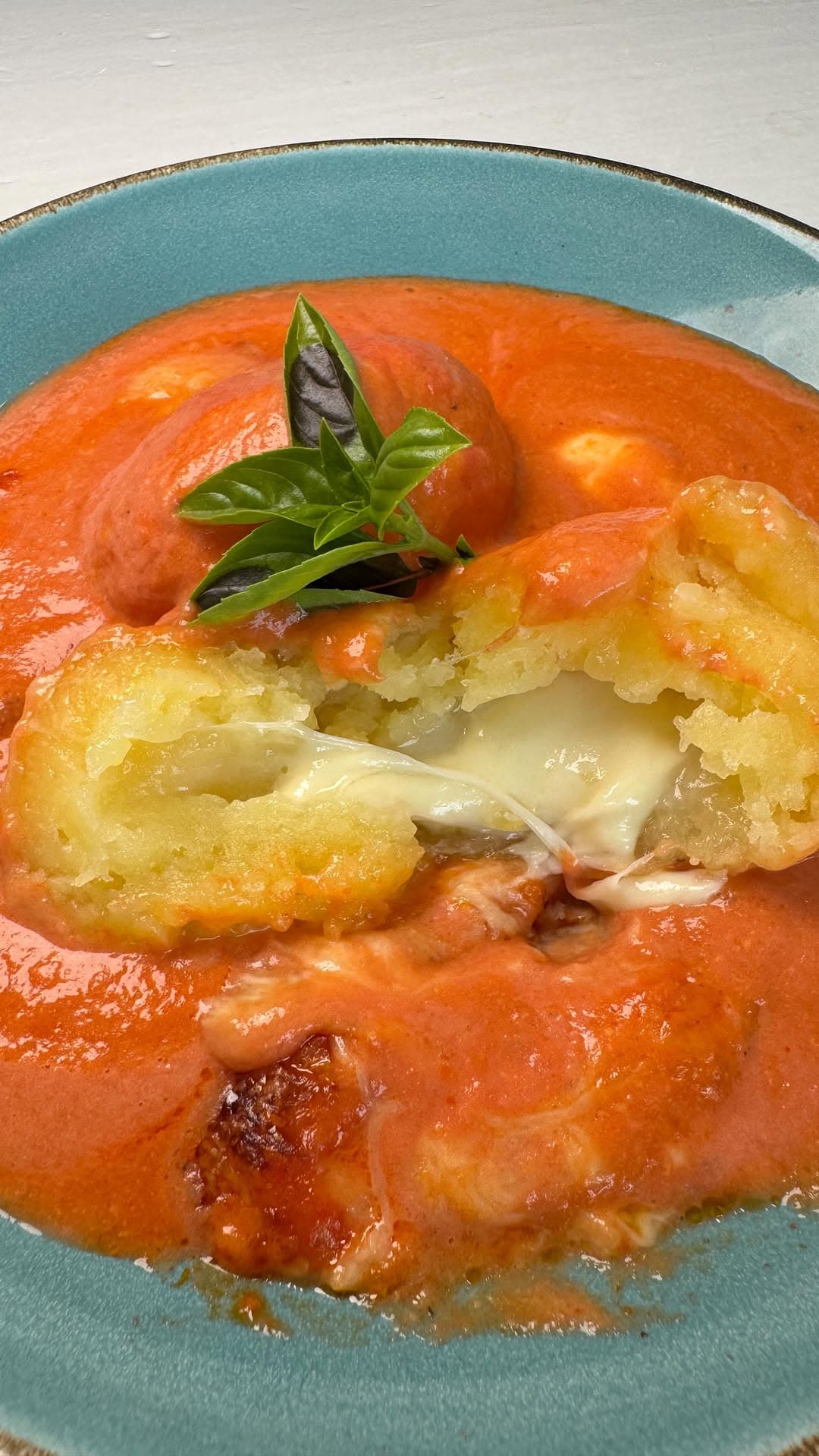 Knutschis à la Leni