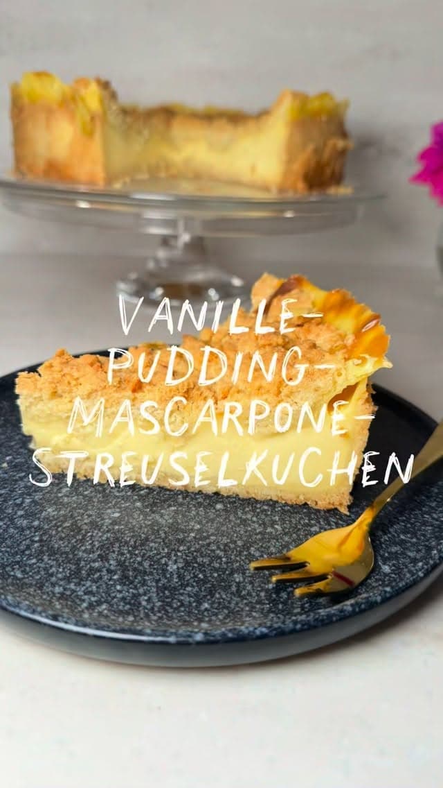 Vanille-Pudding-Mascarpone-Streuselkuchen