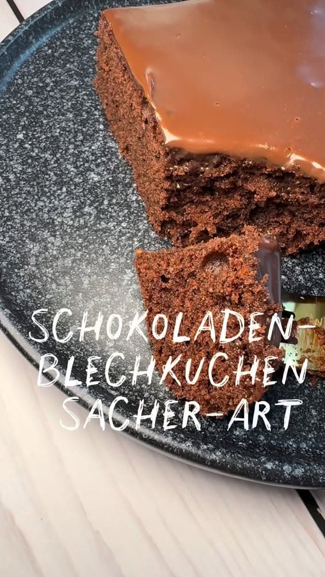 🍫 Schokoladen-Blechkuchen Sacher-Art
