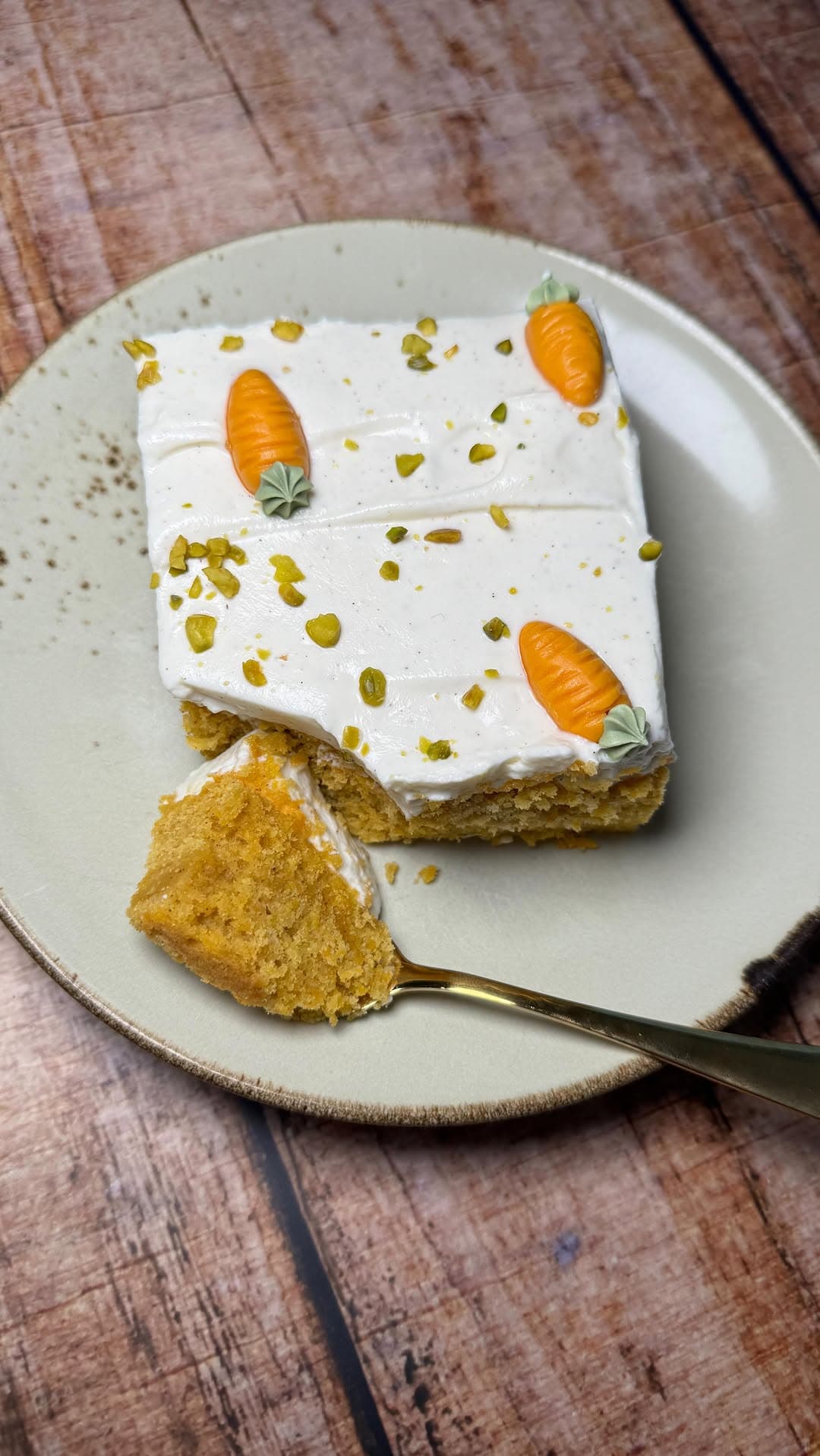 Saftiger Rübli-Kuchen vom Blech