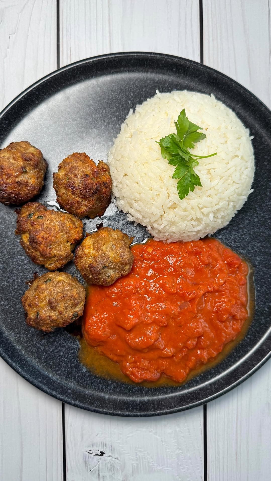 Parmesan-Hackbällchen aus dem Ofen – oder AirFryer