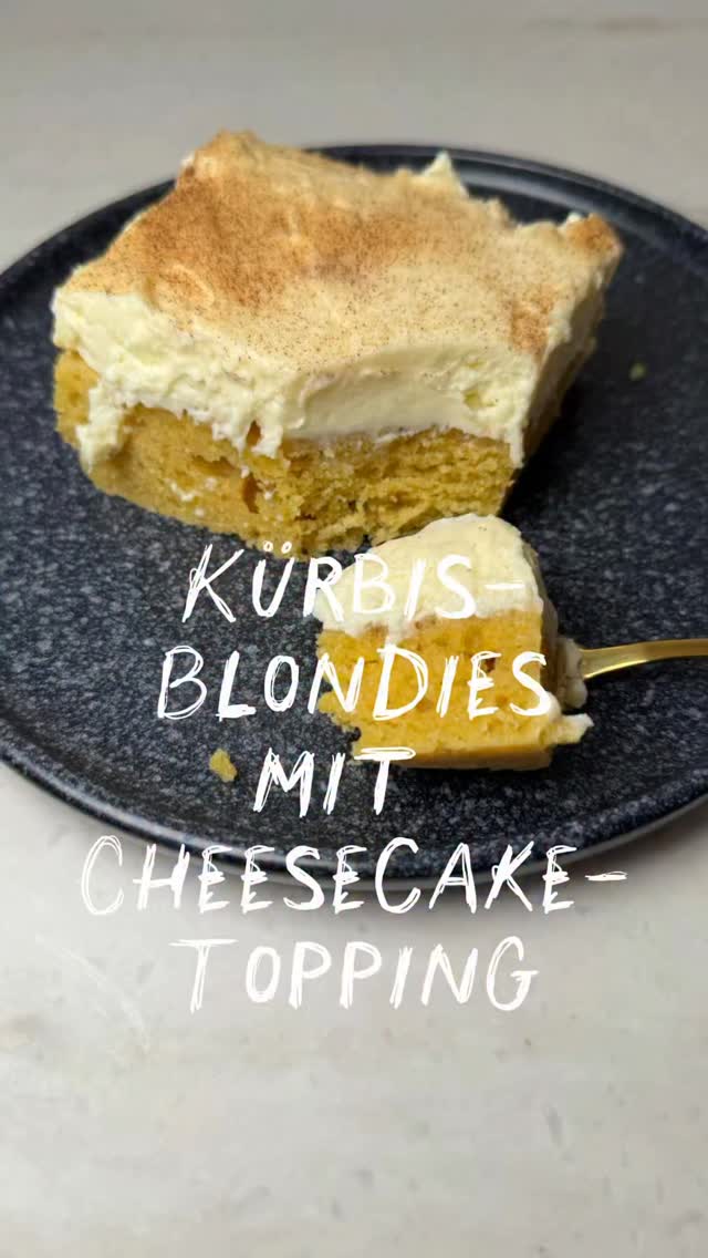 Kürbis-Cheesecake-Blondies