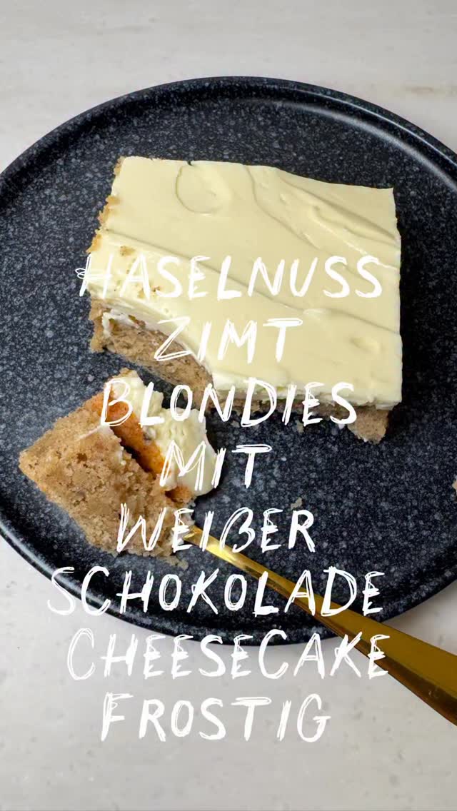 Haselnuss-Zimt-Blondies mit Cheesecake-Frosting